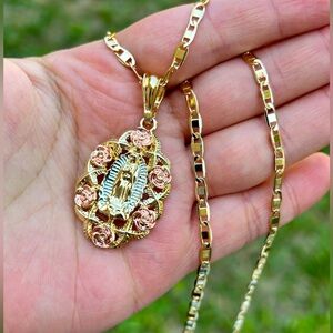 Gold Plated Chain With Pendant 22”